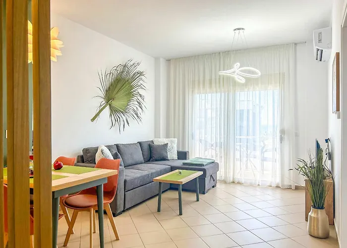 Coral Breeze Haven H25 Apartman Golem