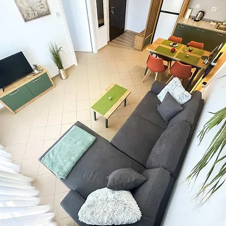 아파트 Coral Breeze Haven H25