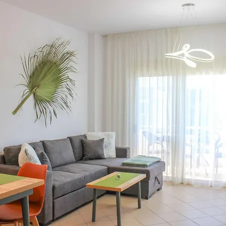 Coral Breeze Haven H25 *