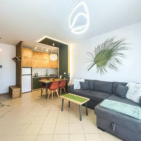 Coral Breeze Haven H25 *