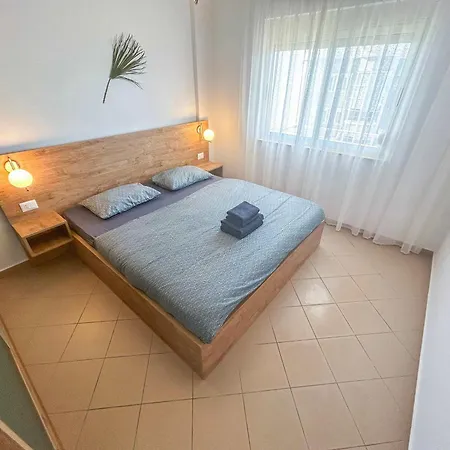 Coral Breeze Haven H25 Golem (Tirana)