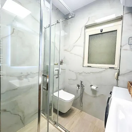 Coral Breeze Haven H25 Golem (Tirana)